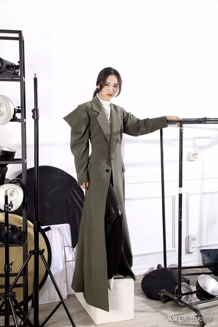 春天穿这些颜色真是美爆了,冬天穿这些颜色真的太美了