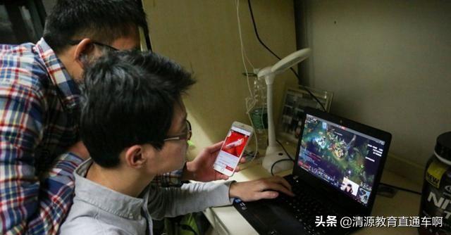 大学生开学第一个月要不要带电脑,大学新生开学有必要带电脑吗