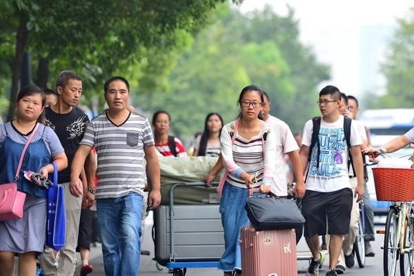 中考的定向招生和统招有什么区别,中考定向分配和统招有什么区别