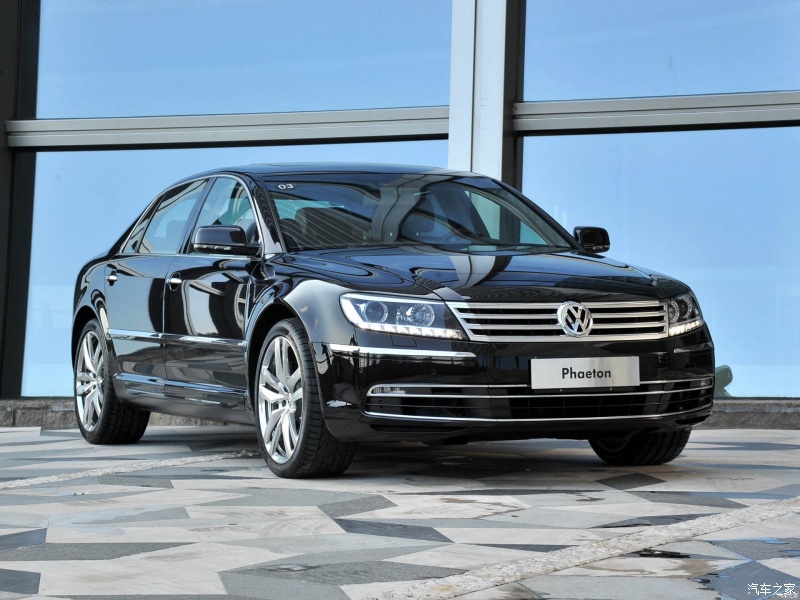 德累斯顿铜雕塑,德累斯顿的国宝级建筑