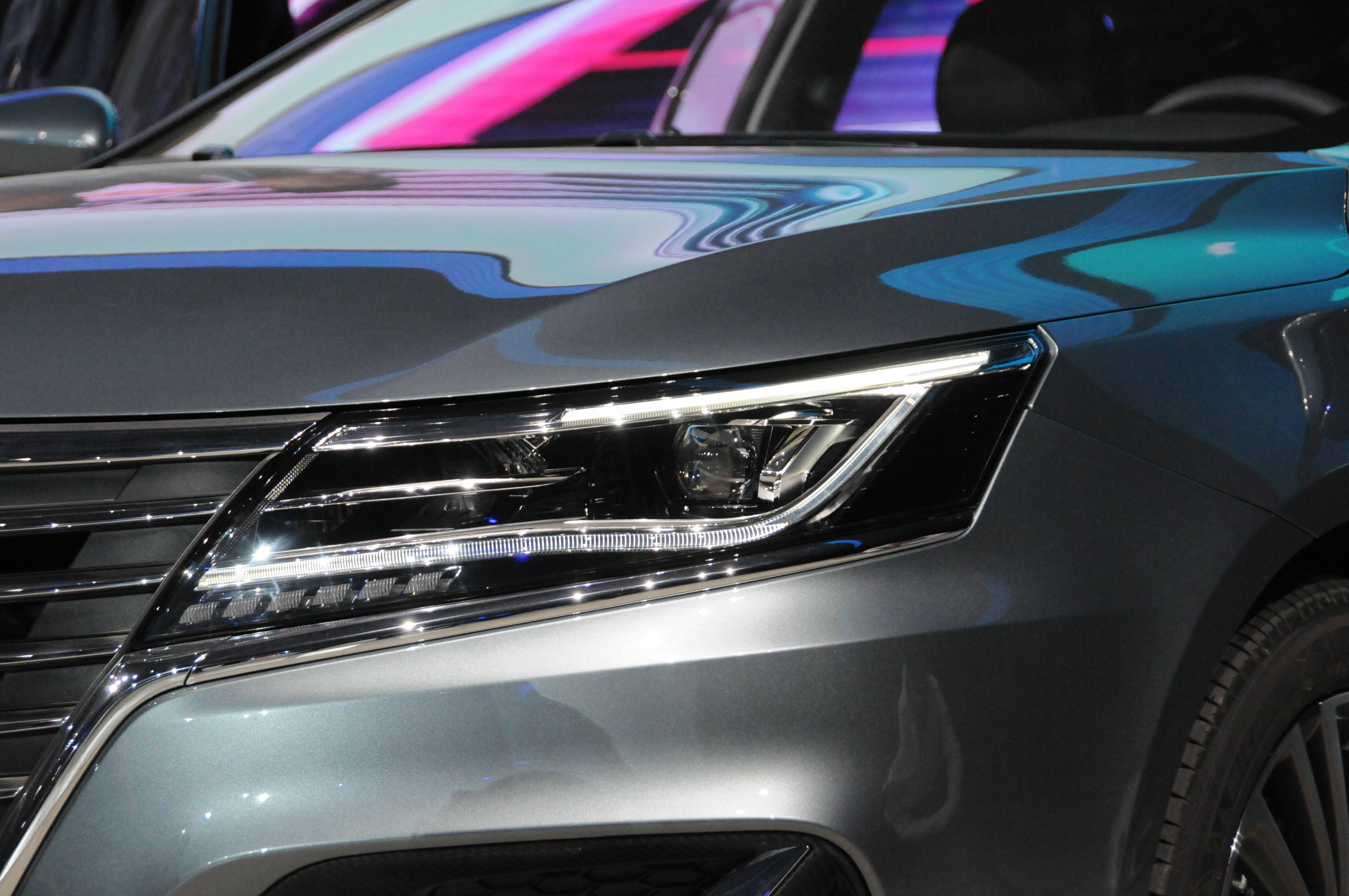 荣威i62020款plus1.6l都有什么配置,最新款荣威i6plus落地价