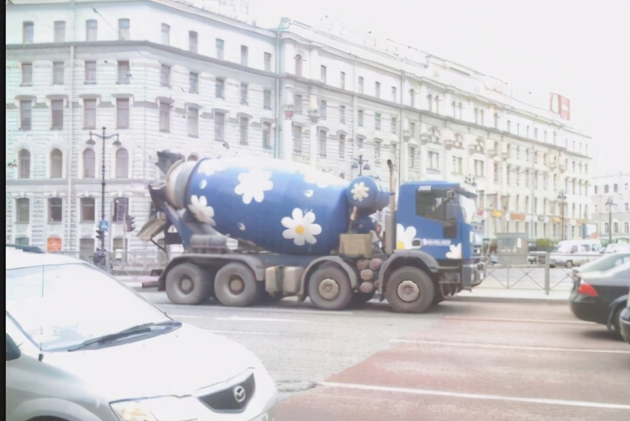 搞笑gif趣图兄弟们来跟我一起摇摆,大哥搞笑动图gif