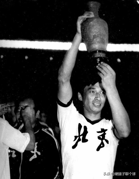 中国足坛历史球员,中国足坛十大代表人物