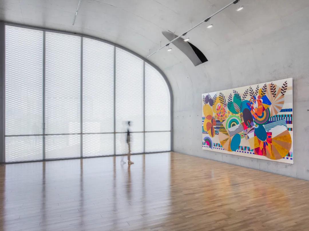 比亚翠兹·米拉塞斯（BeatrizMilhazes）作品亮相于上海龙美术馆