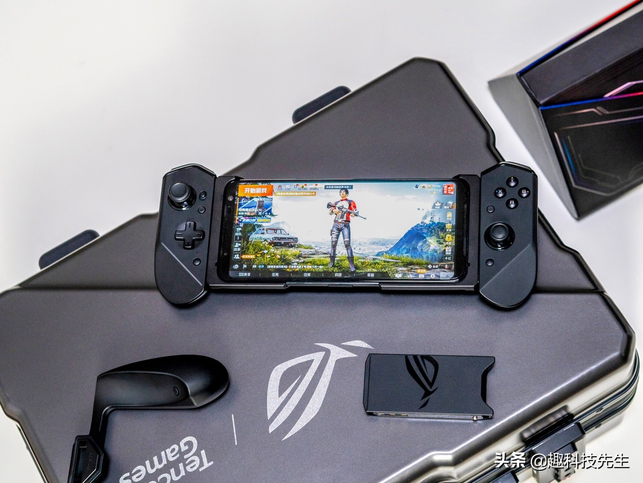 rog电竞装甲,rog3电竞装甲套装