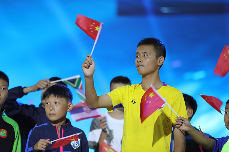 2019“足球频道·电力杯”一带一路国际青少年足球夏令营开幕