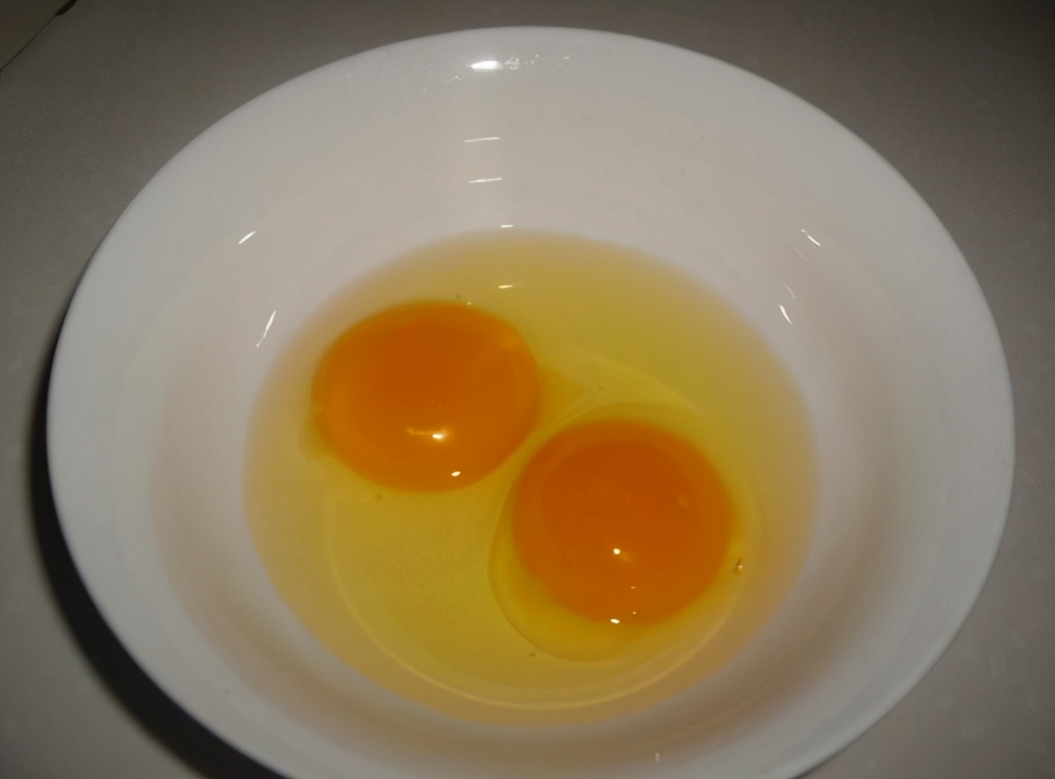 粉条里加俩鸡蛋,粉条里打两个鸡蛋没想到这么好吃