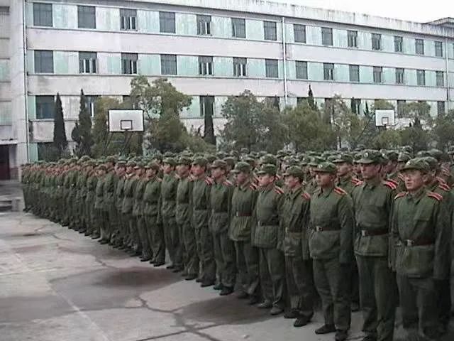 难忘军营时光,难忘军营生活的视频