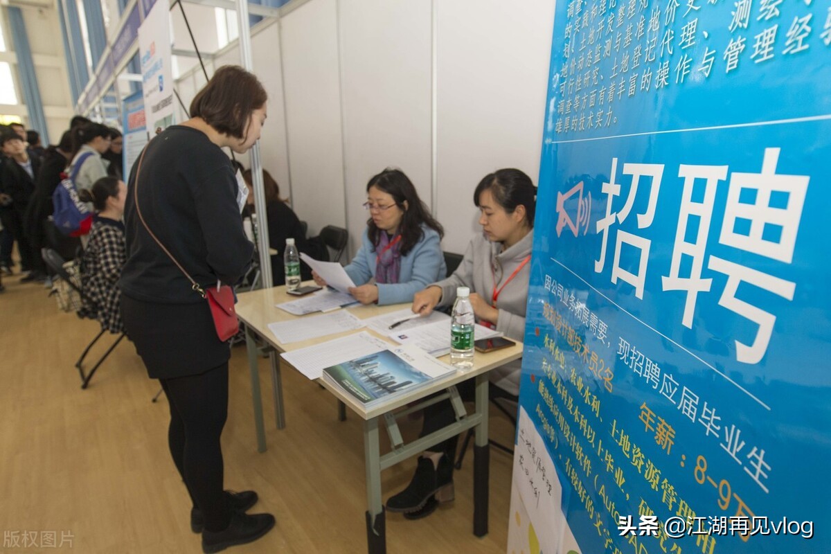 重庆电子厂文员好做吗,电子厂招聘文员是真的么