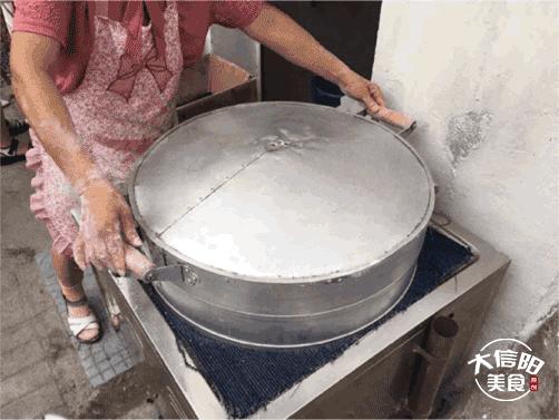 探店：信阳这家十年无名包子铺，据说排队到腿软也要吃？