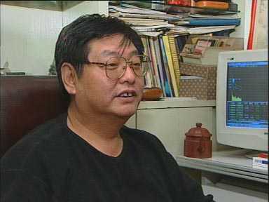 股神杨百万受邀央视分享炒股三年,杨百万炒股秘诀视频