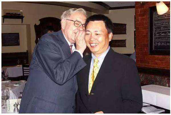 拼多多黄峥有多少钱存在美国,拼多多回应黄峥离任