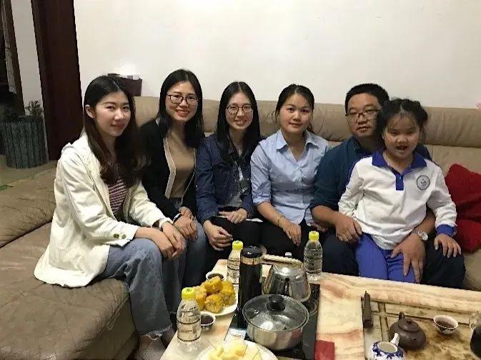 聚四海英才之荟萃，光明这所高标准学校订在崛起