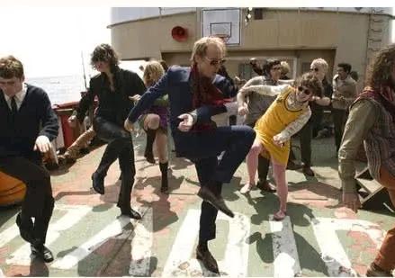 6部超搞笑喜剧电影你看过几部,推荐搞笑的电影十部必看喜剧电影