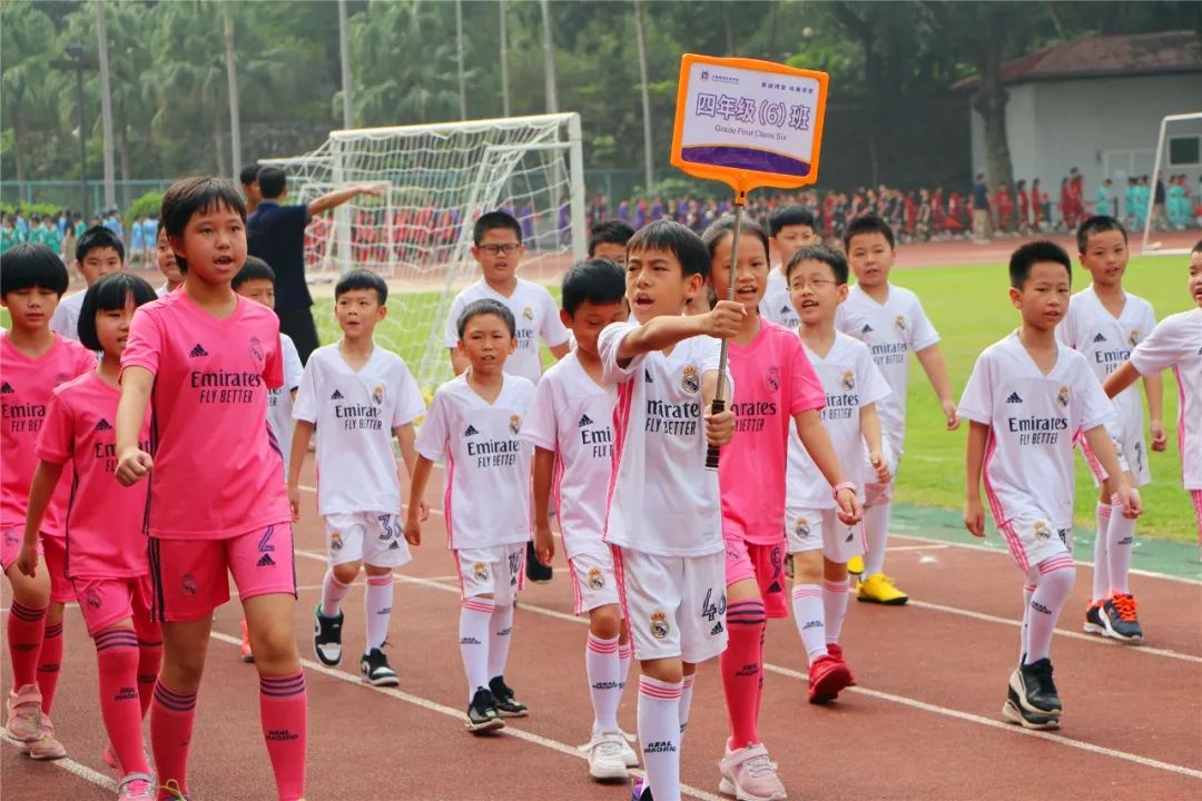 校园足球点燃绿茵梦想,校园足球联赛拉开序幕