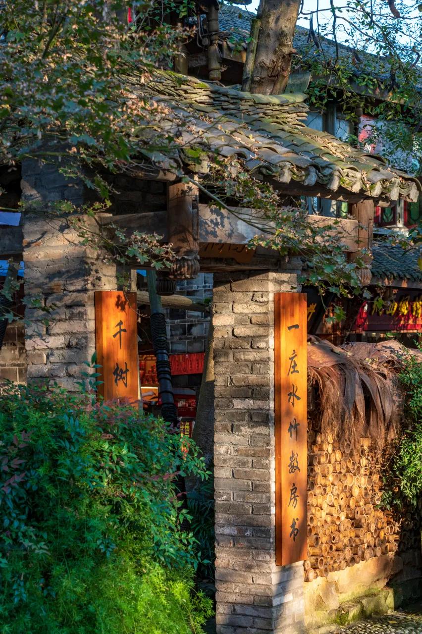 这样的成都你还爱吗,这样的成都你见过吗