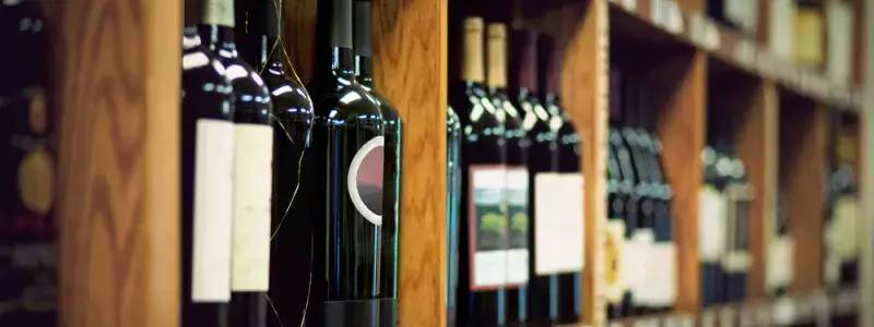 喝葡萄酒要注意哪些细节,葡萄酒正确喝法和注意事项