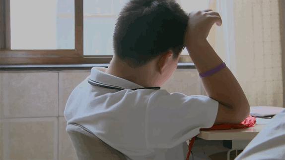 00后当官,00后的孩子多么不容易