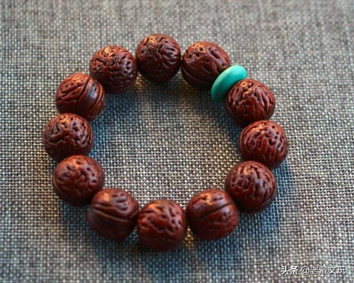 文玩核桃值得盘玩和收藏,菩提核桃文玩品种大全