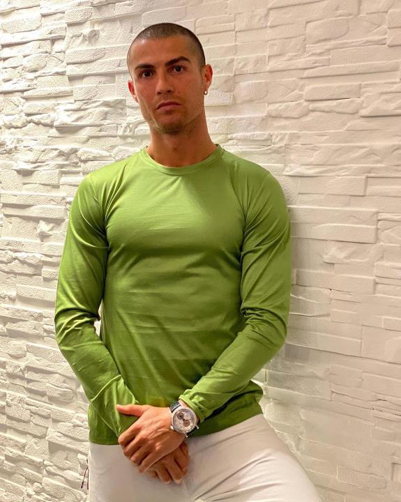 c罗确诊新冠后首次露面,c罗疫情居家锻炼