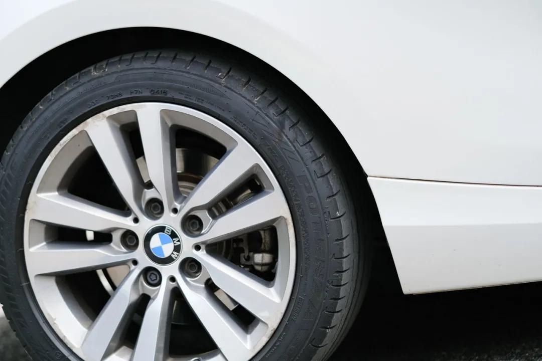 宝马220i有七座的吗,宝马220i最新款