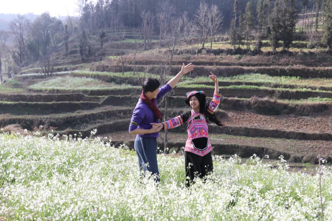 6个中国00后成长纪录片，羡慕他们有如此强大的父母