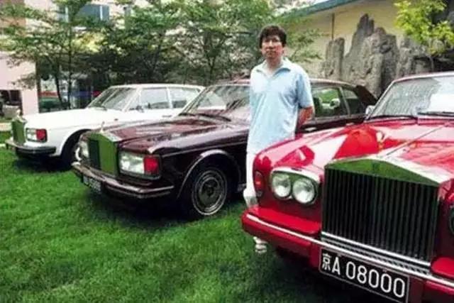 北京车牌a00001法拉利是什么型号,中国第一辆法拉利车牌号值多少钱