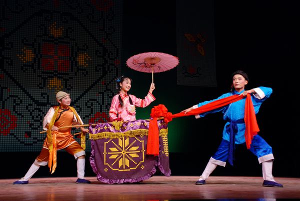 文房四宝产地歙县～盆景徽剧之乡～高山土楼梯田