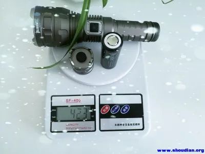 务实去华当行本色—wubenT105远射手电