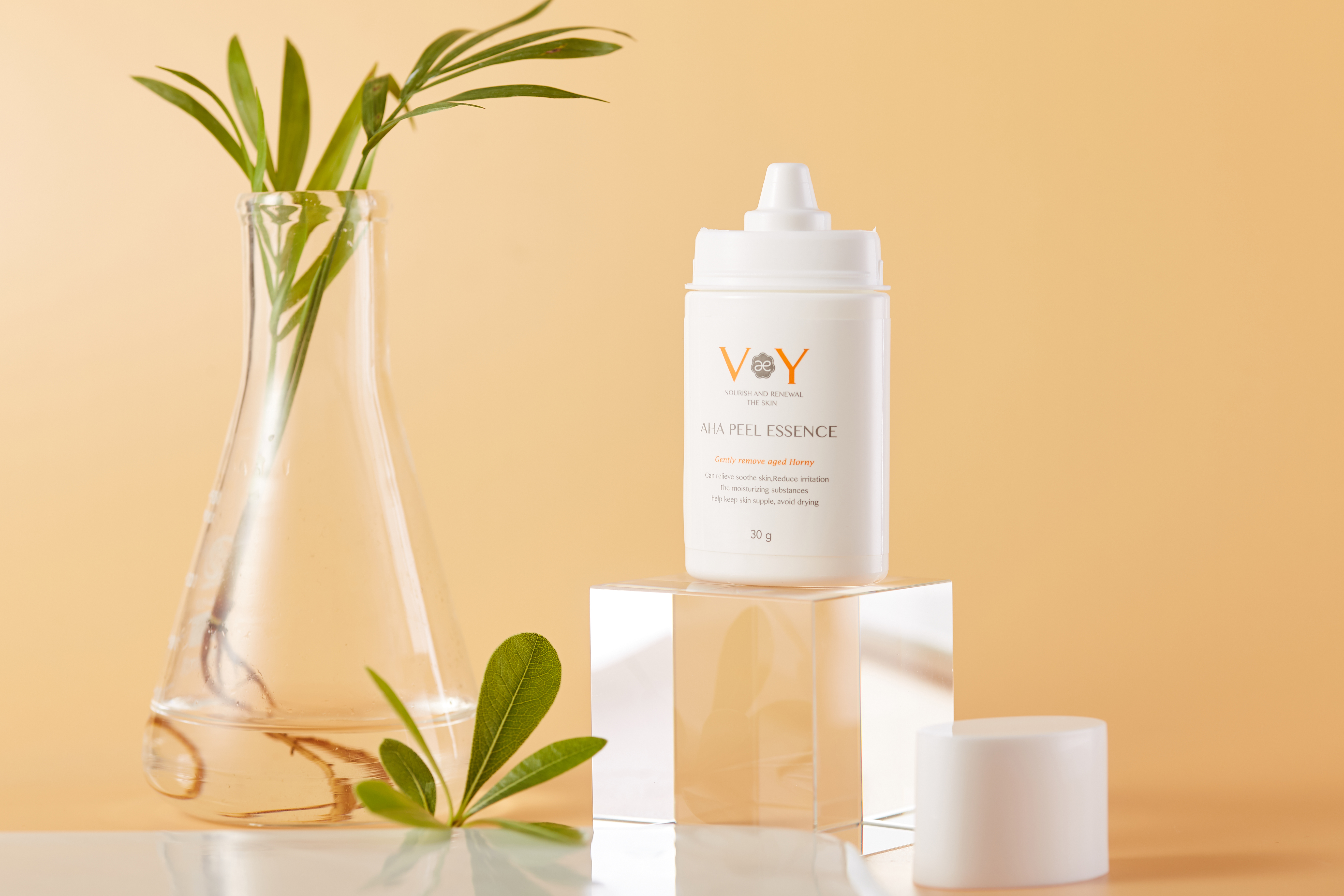 蜂胶果酸焕肤净痘精华液,全家一起用的护肤品