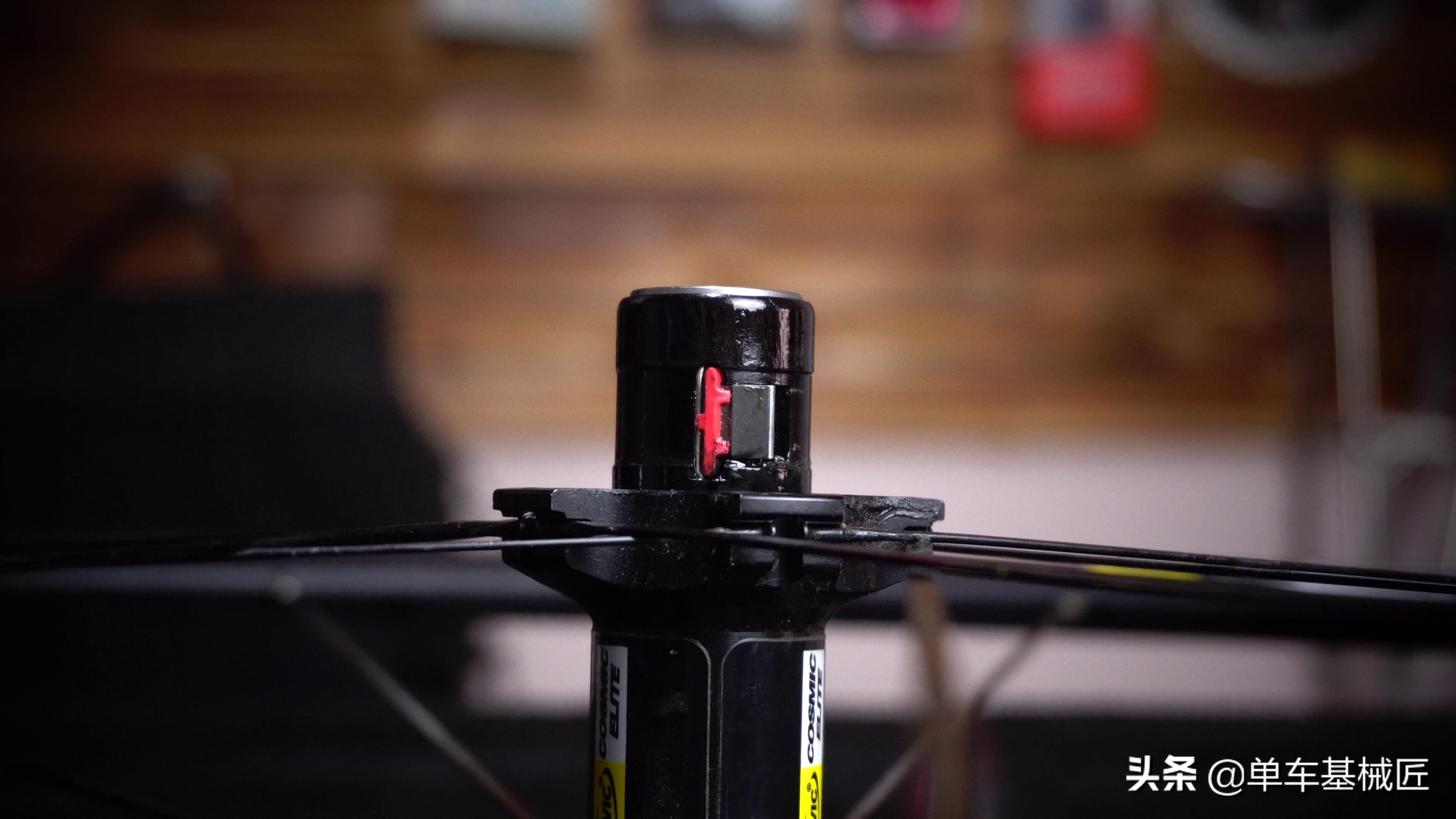 单车基械匠：Mavic轮组花鼓的拆卸，保养，轴承更换三合一教程