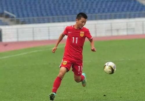 姆巴佩下赛季加盟国足,姆巴佩成为法国国家队队长首秀