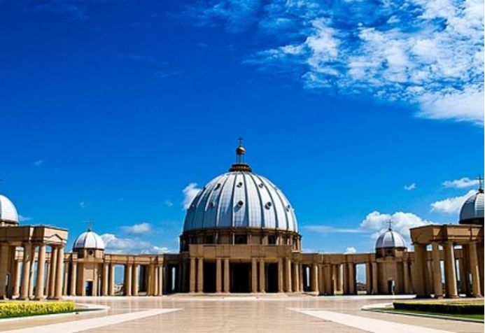 中国护照免签跟落地签的国家名单,持中国普通护照免签或落地签国家