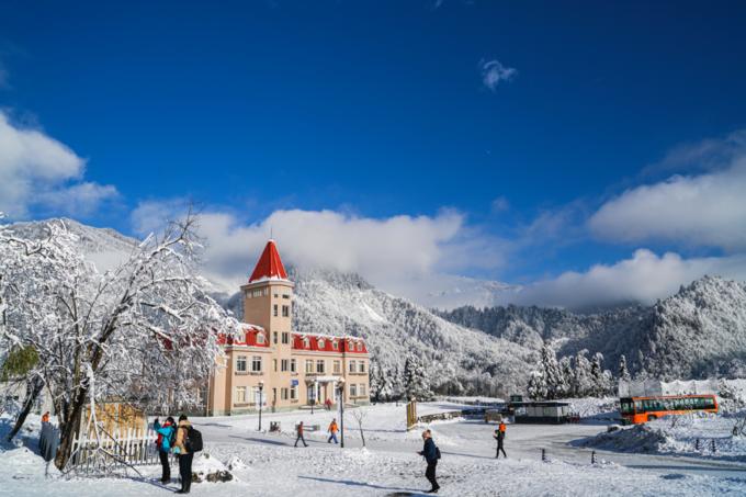 西岭雪山温泉两天一夜游玩攻略,成都西岭雪山滑雪