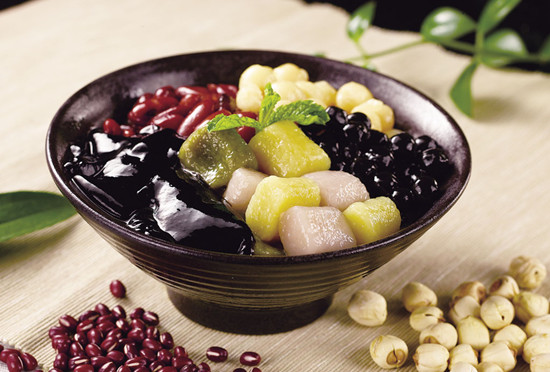 龟苓膏与烧仙草夏天哪个受欢迎,夏季甜品龟苓膏和烧仙草