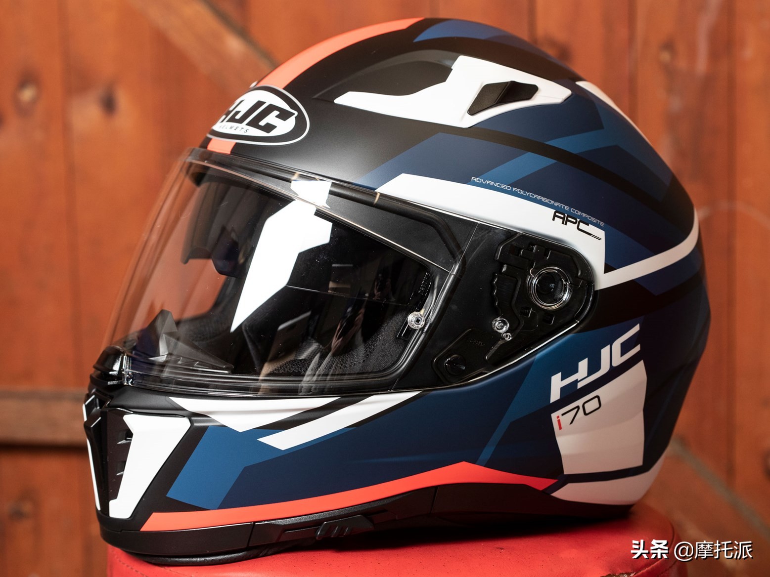 2020年最值得入手的摩托车头盔,最轻的10款头盔