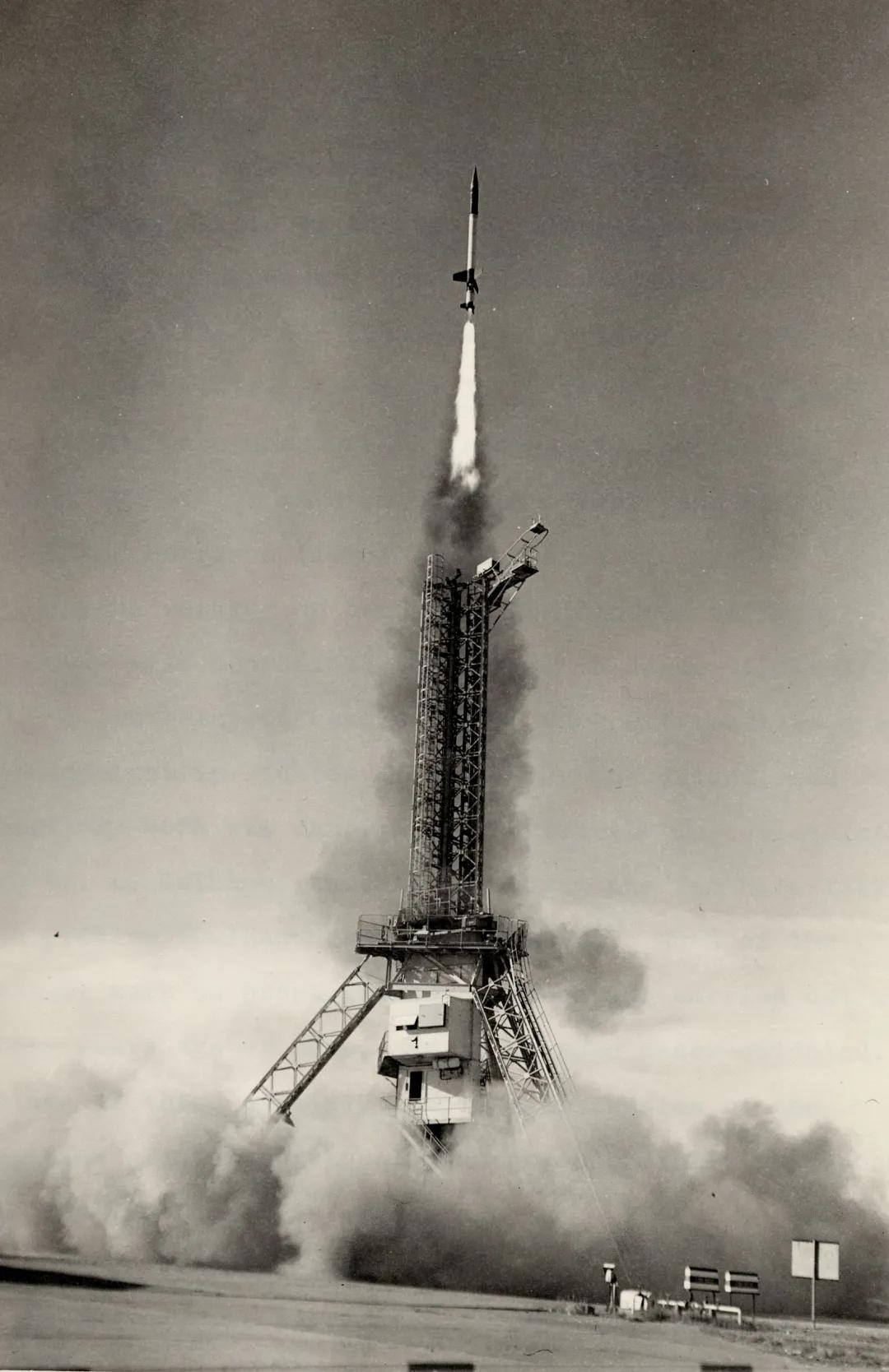 可以观测黑洞的天文望远镜,韦伯太空望远镜可以观测黑洞吗