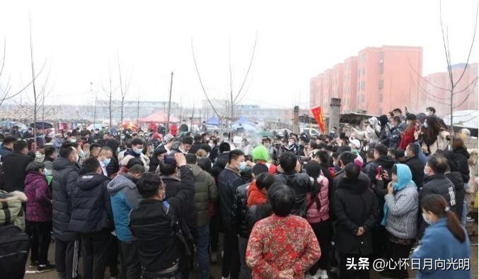 拉面哥传奇（仿孔乙己）