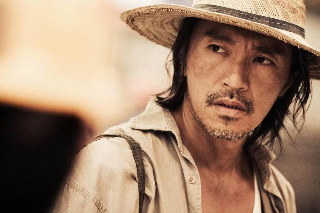 周星驰拍的一部科幻片,周星驰演的科幻剧