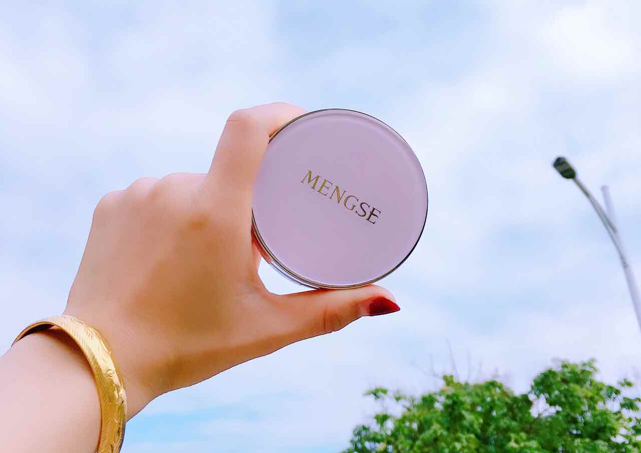 正确用气垫bb霜,用气垫cc霜化裸妆步骤