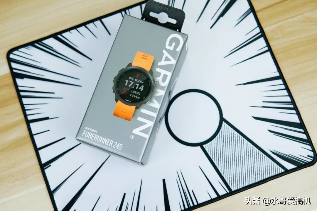 佳明245运动手表体验，私人教练在线指导5ATM防水