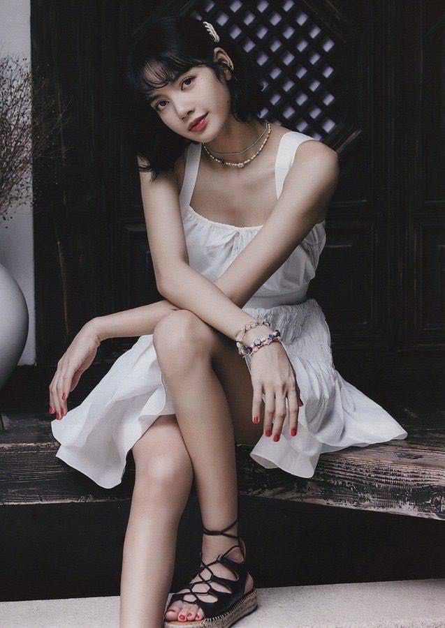 lisa最新刘海造型,当我剪了lisa同款刘海的时候