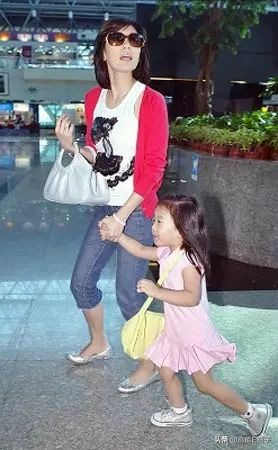 曾经的海枯石烂不过是过眼云烟,曾经的海枯石烂一转眼就变云烟