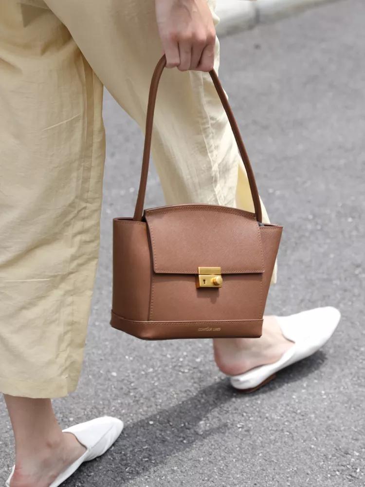 淘宝哪家包包店比较好性价比高,值得推荐的淘宝包包店