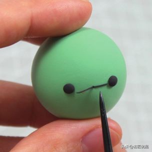 轻黏土可爱又简单的捏法,做一个简单可爱的小萌物用粘土捏