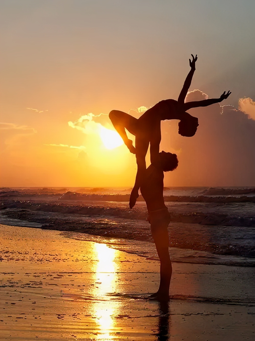 狮子座的爱情观和分析,狮子座骄傲还是处女座骄傲