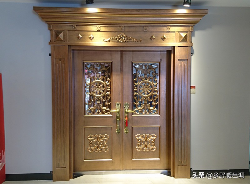 农村自建房入户门是客厅,农村自建房入户门一定要在中间吗