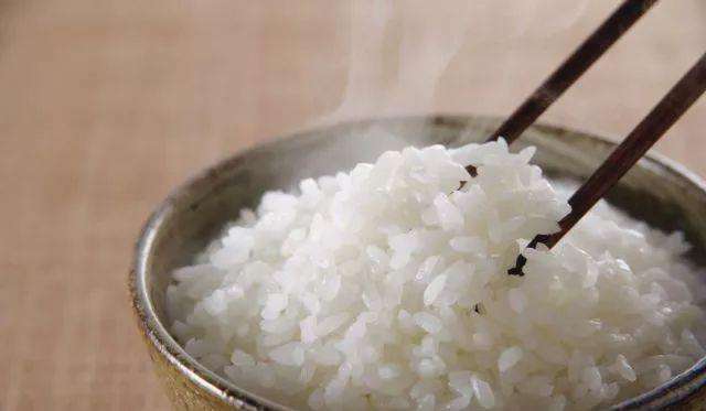 奥克斯大型电饭煲测评,奥克斯电饭煲质量好不好