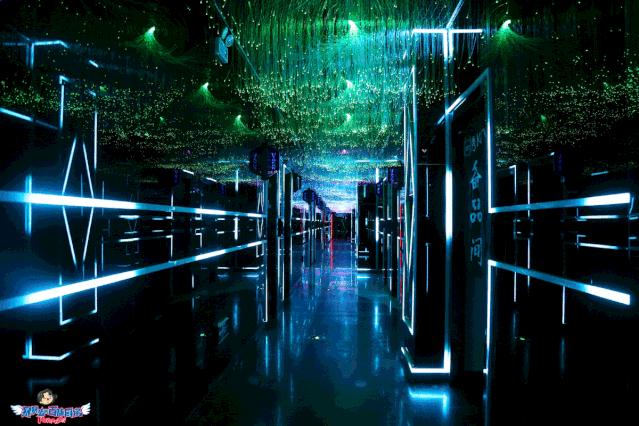 沈阳这家全自助的黑科技夜店风KTV，有机器人小妹可撩