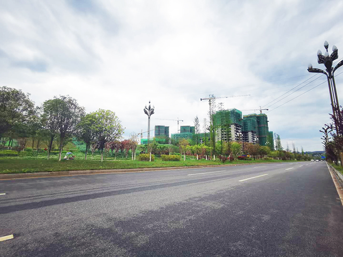 南充市顺庆区金融大道周边变化,南充北部新城金融大道阳光君悦府